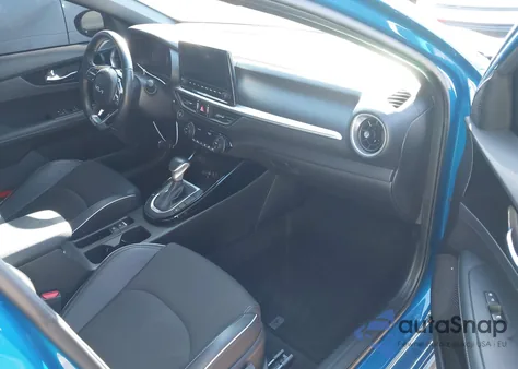 2023 Kia Forte Gt-Line z USA, uszkodzony, nr VIN 3KPF54AD0PE621728